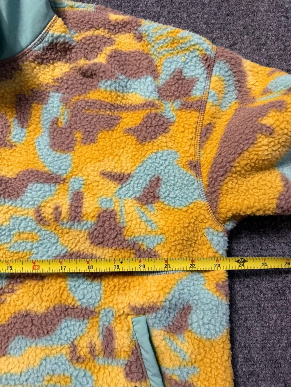 The North Face Womens Sz Large  Cragmont Camo 1/4 Snap Fleece Jacket Yellow Teal